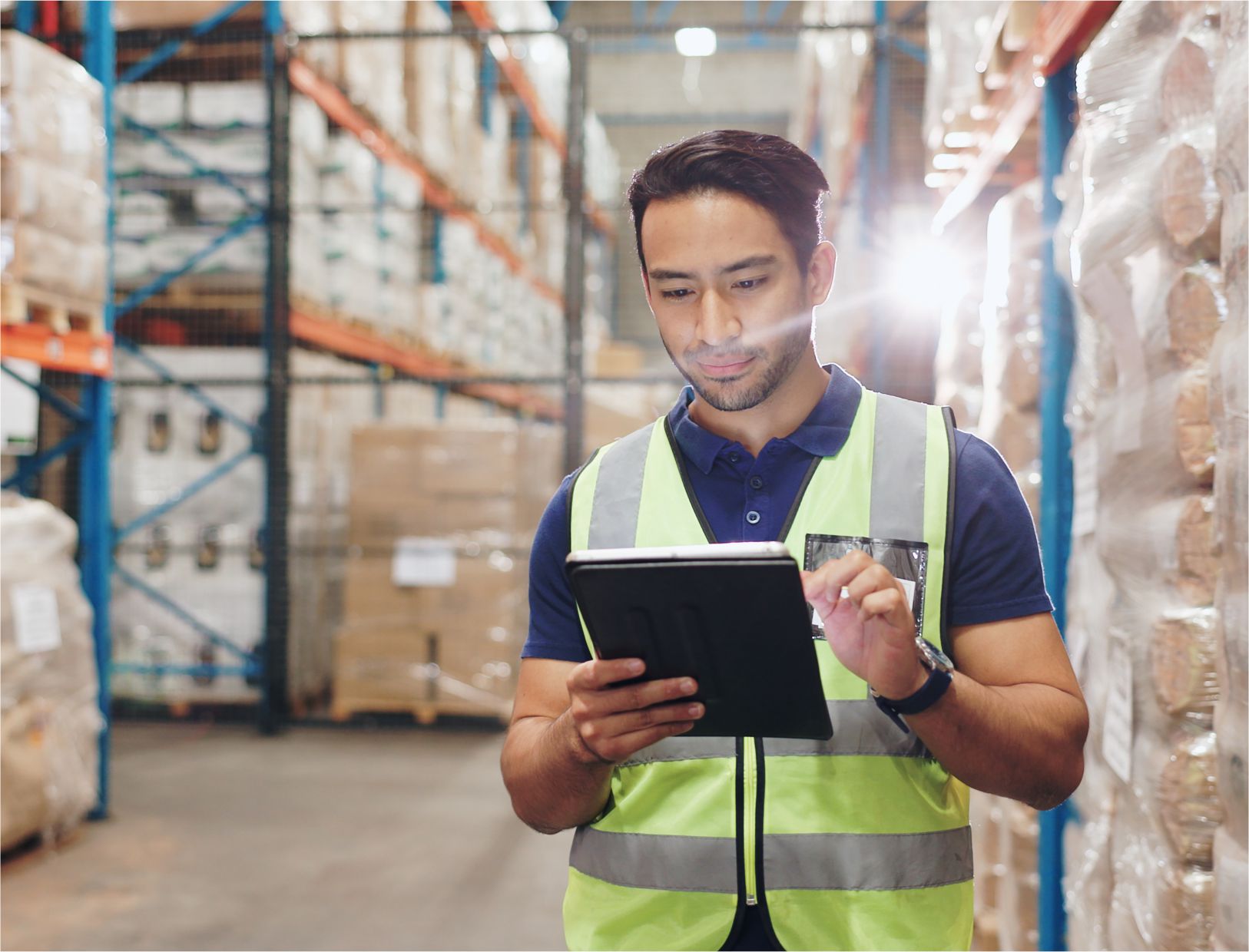 Pencarian barang cepat dan akurat dengan Aplikasi Warehouse - JMC Indonesia